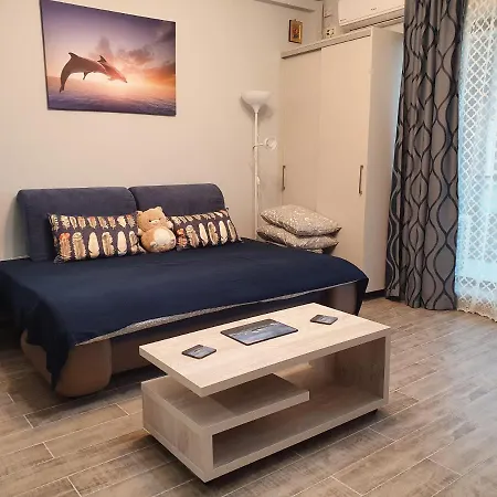 Апартаменты Mara By The Sea, Нэводари